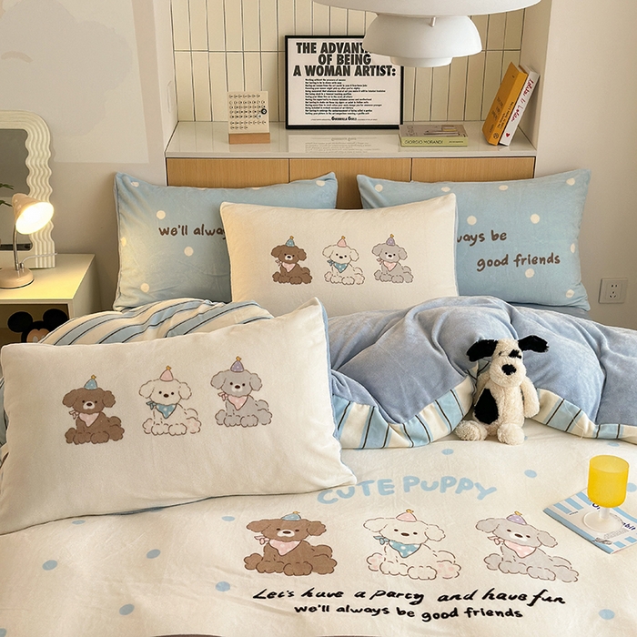 91家纺网 家纺一手货源 找家纺 2024新款大版卡通双面高克重牛奶绒床单款四件套 快乐汪