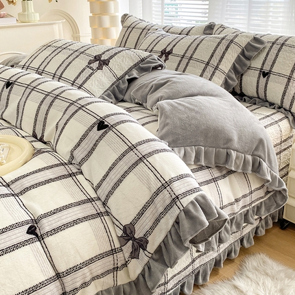 91家纺网 家纺一手货源 找家纺 （总）梦精灵家纺 2025新款牛奶绒花边床盖四件套