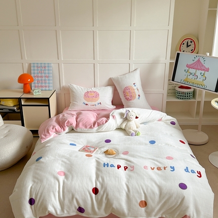 91家纺网 家纺一手货源 找家纺 美乐迪家纺 2024新款高克重牛奶绒卡通印花四件套 奶油甜甜圈