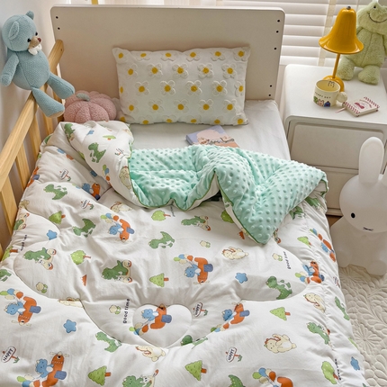 沁童儿童用品店 2024新款水洗双层纱儿童豆豆被被子被芯 恐龙树林