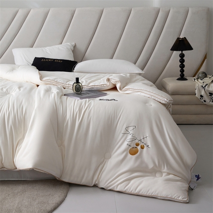 91家纺网 家纺一手货源 找家纺 （总）头等舱2025新款 四季棉立体A类大豆抗菌秋冬被