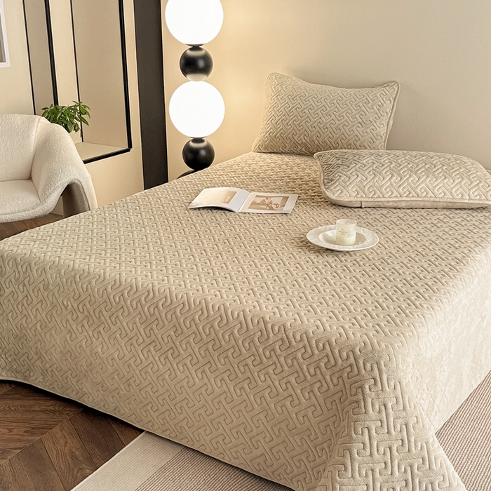 91家纺网 家纺一手货源 找家纺 欧邦 新款纯色牛奶绒床盖三件套-初见 初见-卡其