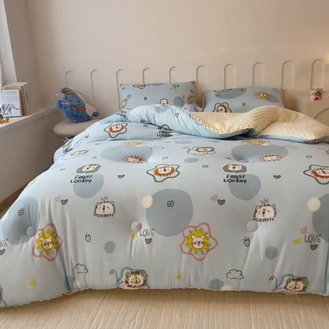 91家纺网 家纺一手货源 找家纺 米菲 2024新款卡通针织棉豆豆绒大豆冬被 开心派对