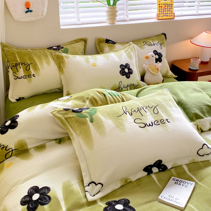 91家纺网 家纺一手货源 找家纺 沐慕 2024新款200g加厚牛奶绒四件套 花韵