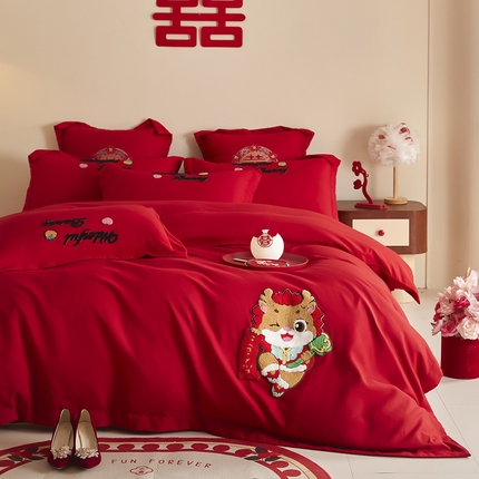 91家纺网 家纺一手货源 找家纺 （总）玉雅家纺 2025新款中式复古红黑格调刺绣婚庆四件套