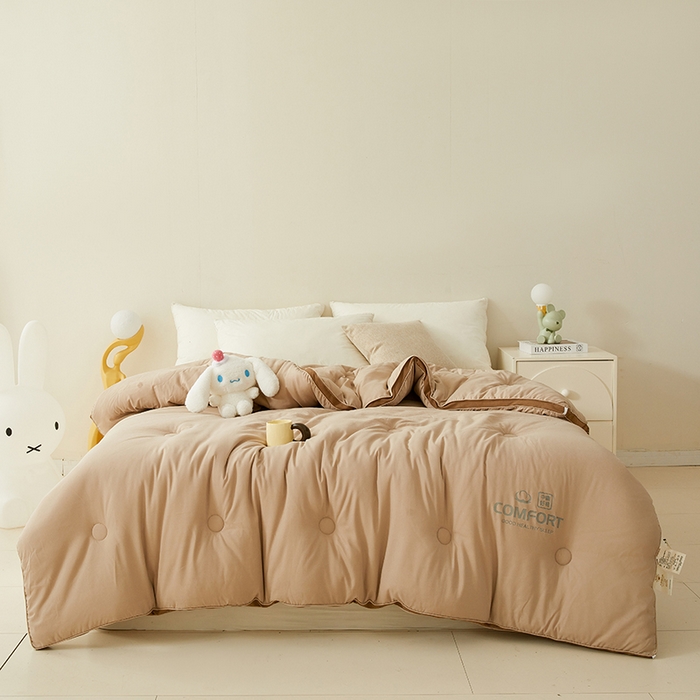 91家纺网 家纺一手货源 找家纺 梦恬佳 2024新款超柔原棉水洗棉立体边大豆被 驼色