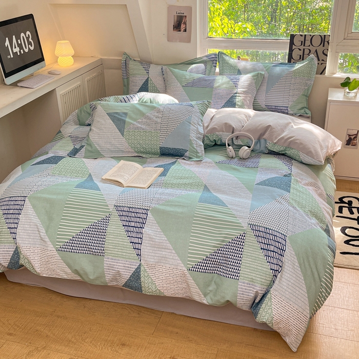 91家纺网 家纺一手货源 找家纺 涵宸家纺 2024新款加厚全棉磨毛印花四件套--罗马系列 D贝里-绿