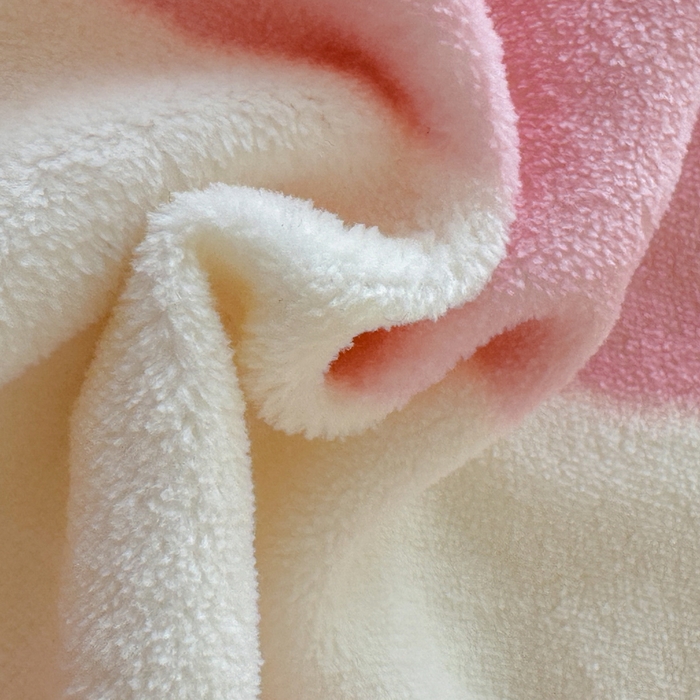 91家纺网 家纺一手货源 找家纺 耀达家居 2024新款ins多巴胺毛巾绣牛奶绒四件套 喵星人-条纹少女粉