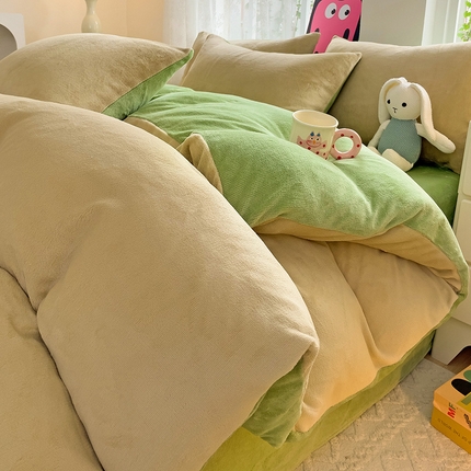 91家纺网 家纺一手货源 找家纺 （总）麦瑞家纺 2024新款纯色双拼牛奶绒四件套