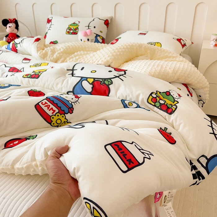91家纺网 家纺一手货源 找家纺 米菲 2024新款卡通针织棉豆豆绒大豆冬被 可爱Kitty猫