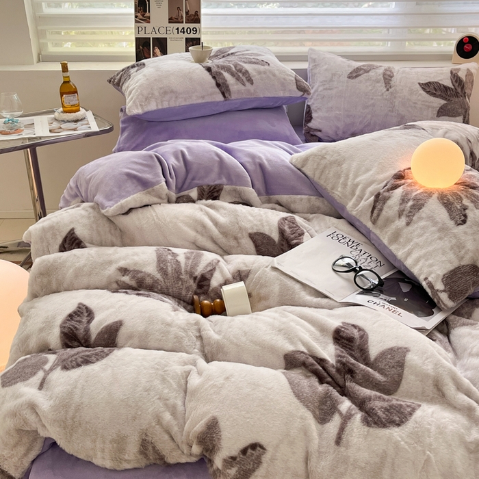 91家纺网 家纺一手货源 找家纺 金爱家 2024新款立体牛奶绒兔毛绒印花四件套 兔毛印花-树叶