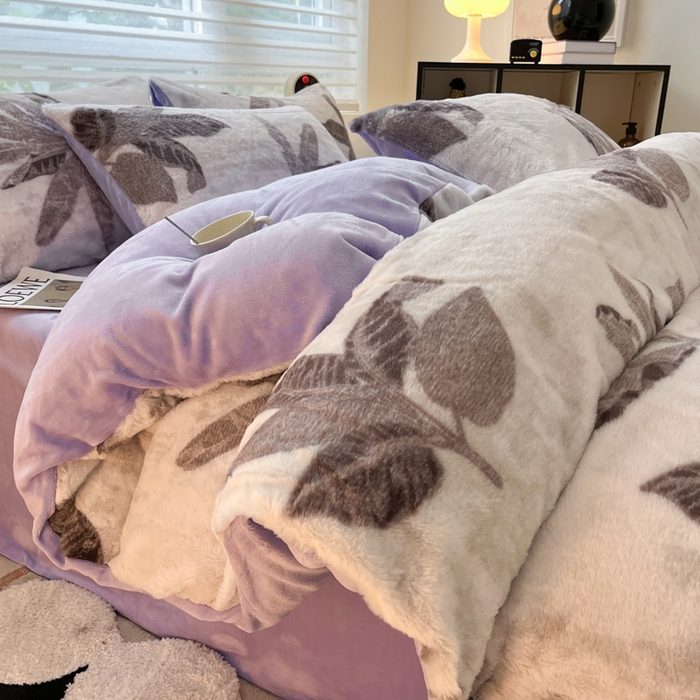 91家纺网 家纺一手货源 找家纺 金爱家 2024新款立体牛奶绒兔毛绒印花四件套 兔毛印花-树叶