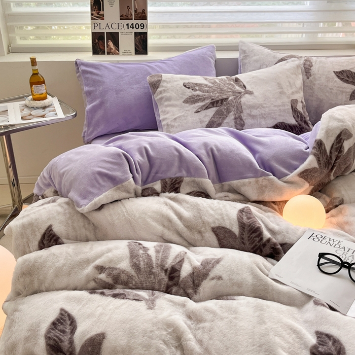 91家纺网 家纺一手货源 找家纺 金爱家 2024新款立体牛奶绒兔毛绒印花四件套 兔毛印花-树叶