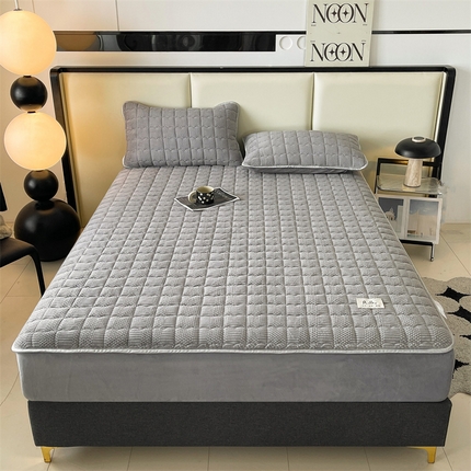 91家纺网 家纺一手货源 找家纺 恒爱家纺 2024新款A类良品牛奶绒夹棉床笠 良品-典雅灰