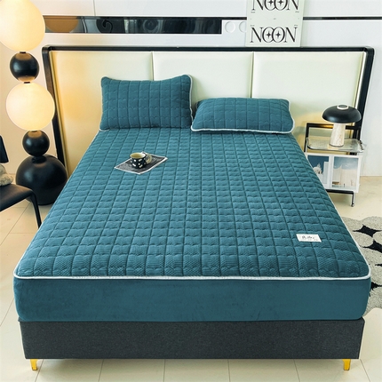 91家纺网 家纺一手货源 找家纺 恒爱家纺 2024新款A类良品牛奶绒夹棉床笠 良品-沁园绿