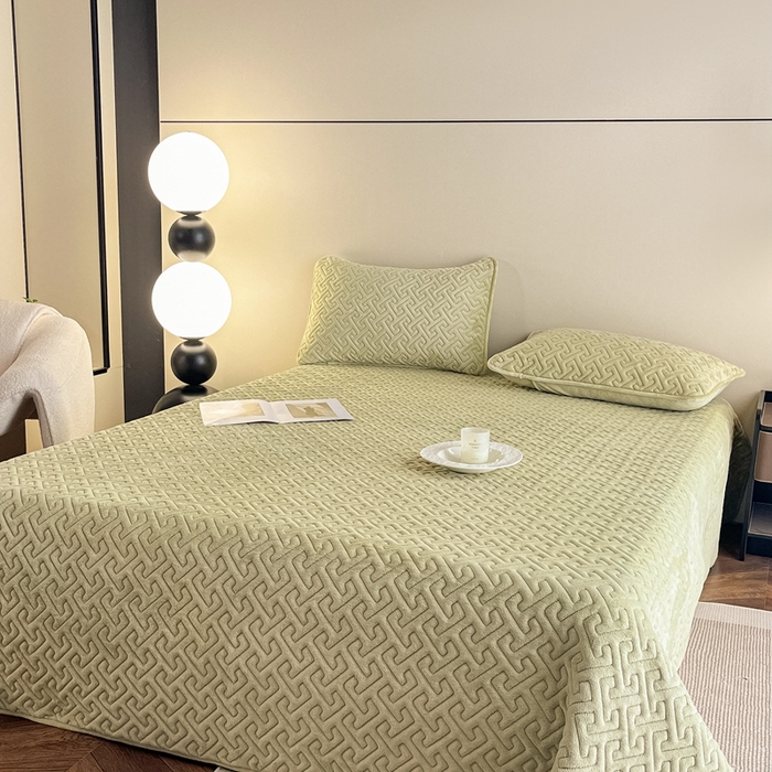 91家纺网 家纺一手货源 找家纺 欧邦 新款纯色牛奶绒床盖三件套-初见 初见-芥黄