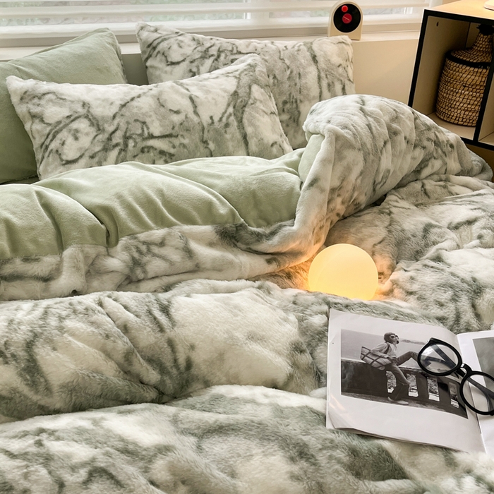 91家纺网 家纺一手货源 找家纺 金爱家 2024新款立体牛奶绒兔毛绒印花四件套 兔毛印花-大理石绿