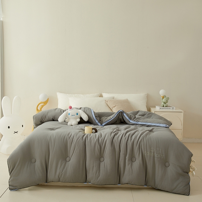 91家纺网 家纺一手货源 找家纺 梦恬佳 2024新款超柔原棉水洗棉立体边大豆被 灰色