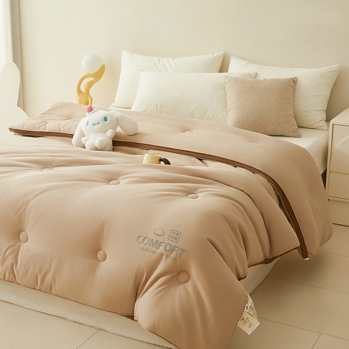 91家纺网 家纺一手货源 找家纺 梦恬佳 2024新款超柔原棉水洗棉立体边大豆被 驼色