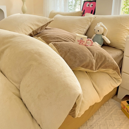 91家纺网 家纺一手货源 找家纺 （总）麦瑞家纺 2024新款纯色双拼牛奶绒四件套