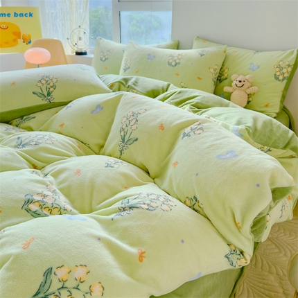 91家纺网 家纺一手货源 找家纺 灰鲸 2025新款牛奶绒小清新印花四件套 绿野仙踪