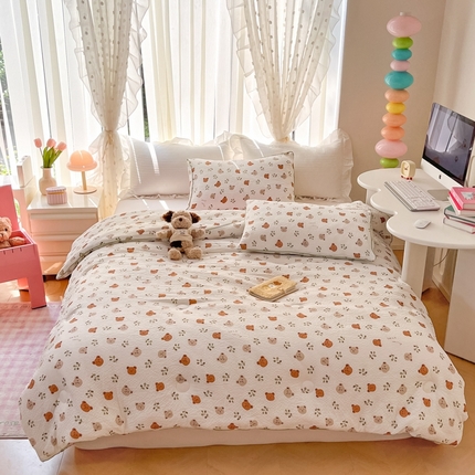 91家纺网 家纺一手货源 找家纺 心卓 2025新款直播皱皱纱夏被被子被芯 熊熊乐园