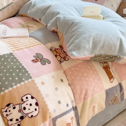 91家纺网 家纺一手货源 找家纺 （总）爱思凯家纺 2025新款190克清心系列-牛奶绒清新被套