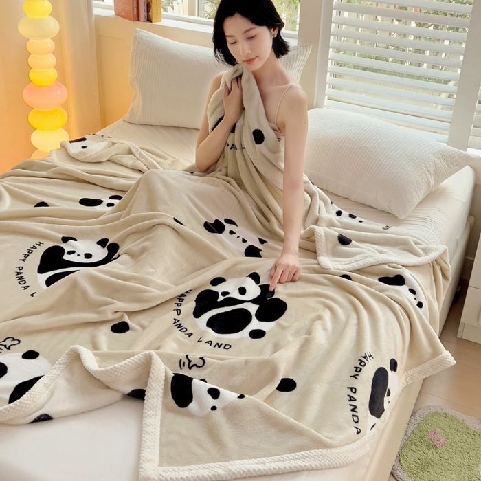91家纺网 家纺一手货源 找家纺 千荨 2024新款亲肤舒适双面贝贝绒包边牛奶绒毛毯 贝贝绒-熊猫胖达