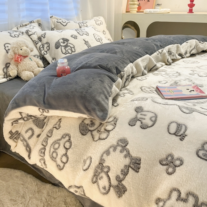 91家纺网 家纺一手货源 找家纺 韩巢家纺 2024新款加厚雪花绒印花四件套-风格一（提供卖家秀） 灰色轨迹