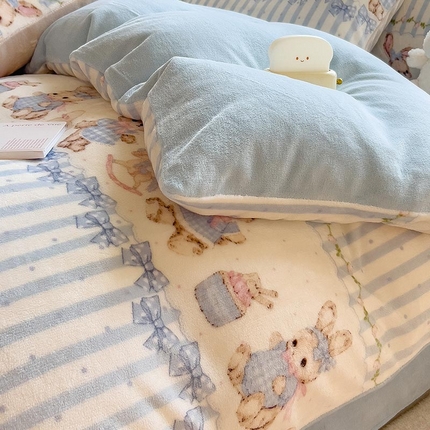 91家纺网 家纺一手货源 找家纺 （总）爱思凯家纺 2025新款190克清心系列-牛奶绒清新被套