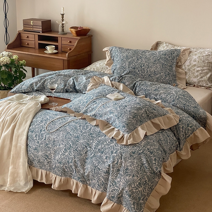 91家纺网 家纺一手货源 找家纺 窝米 2024新款全棉磨毛花边工艺款四件套 费洛蒙蓝