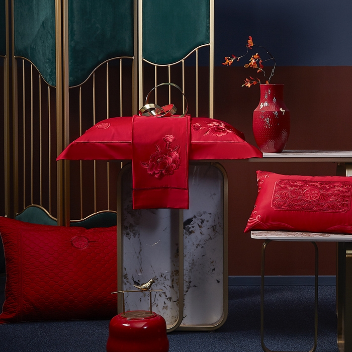 91家纺网 家纺一手货源 找家纺 高大尚 2025新品长绒棉提花唯美复古中式刺绣轻奢系列婚庆款多件套 福气满满-红