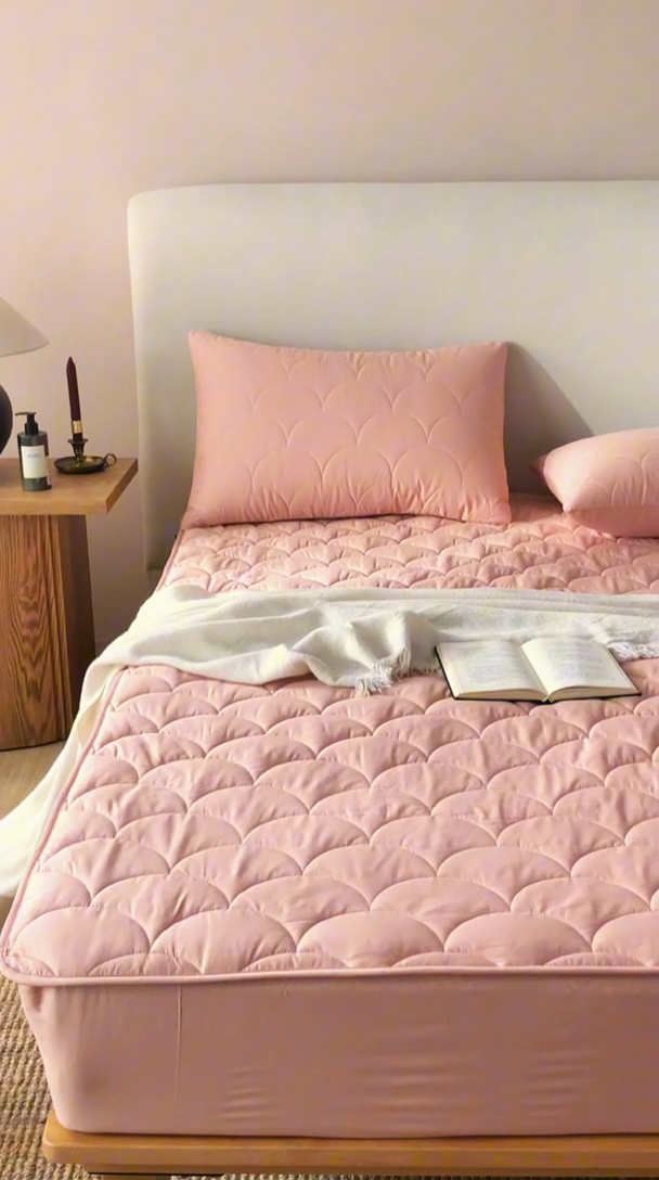 91家纺网 家纺一手货源 找家纺 三味舒屋 2024新款加高全棉夹棉床笠系列 半岛粉