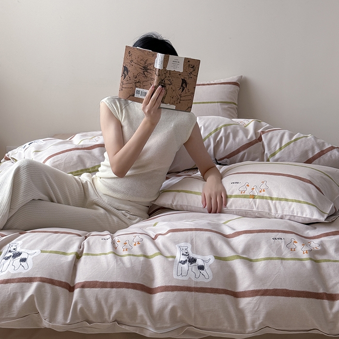 91家纺网 家纺一手货源 找家纺 窝米 2024新款全棉磨毛简约卡通系列四件套 萌萌驼