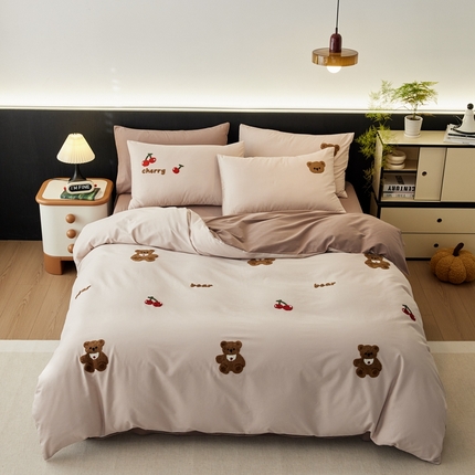 91家纺网 家纺一手货源 找家纺 （总）简纯主义 2025新款100S全棉磨毛毛巾绣甜甜系列四件套