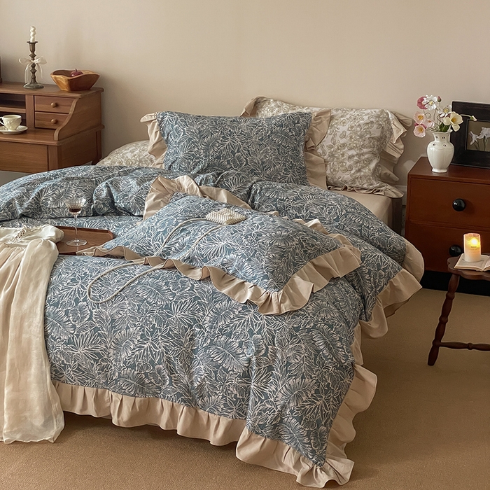 91家纺网 家纺一手货源 找家纺 窝米 2024新款全棉磨毛花边工艺款四件套 费洛蒙蓝