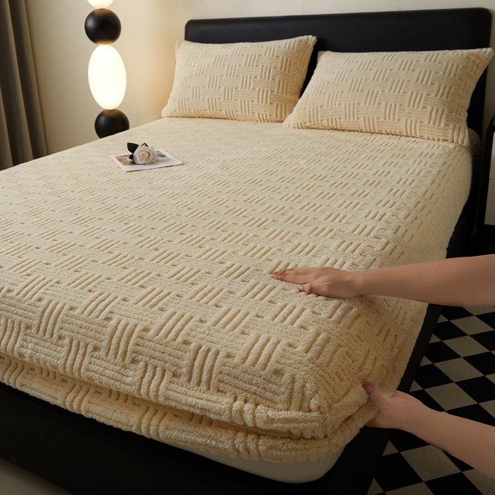 91家纺网 家纺一手货源 找家纺 欧邦 新款舒棉绒塔芙绒单品床笠可搭配同款被套 暖米杏