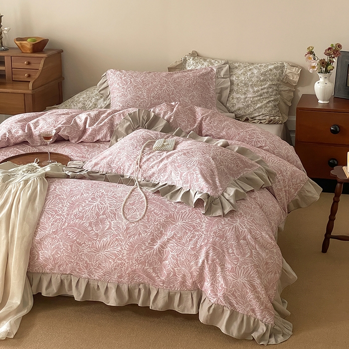 91家纺网 家纺一手货源 找家纺 窝米 2024新款全棉磨毛花边工艺款四件套 费洛蒙粉