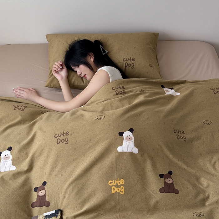 91家纺网 家纺一手货源 找家纺 窝米 2024新款全棉磨毛简约卡通系列四件套 快乐玩伴