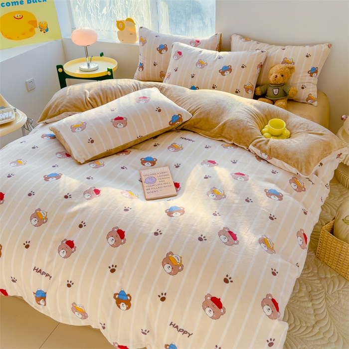 91家纺网 家纺一手货源 找家纺 灰鲸 2025新款牛奶绒小清新印花四件套 快乐小熊