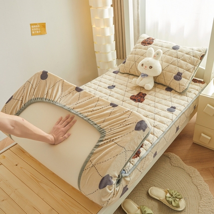 91家纺网 家纺一手货源 找家纺 （总）爱思凯家纺 2025新款【学生】牛奶绒加棉床笠