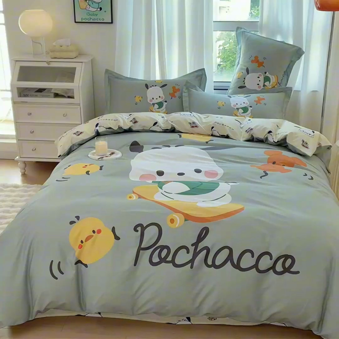 91家纺网 家纺一手货源 找家纺 蘭菲家纺 2024新款全棉大版卡通三丽鸥四件套 滑板恰恰