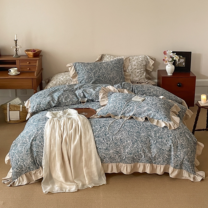 91家纺网 家纺一手货源 找家纺 窝米 2024新款全棉磨毛花边工艺款四件套 费洛蒙蓝