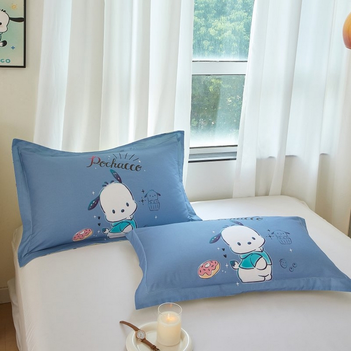 91家纺网 家纺一手货源 找家纺 蘭菲家纺 2024新款全棉大版卡通三丽鸥单品枕套 恰恰-蓝