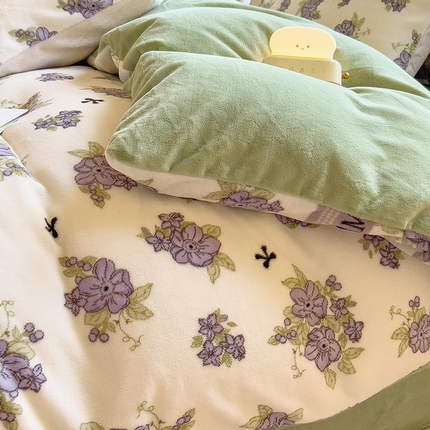 91家纺网 家纺一手货源 找家纺 （总）爱思凯家纺 2025新款190克清心系列-牛奶绒清新被套