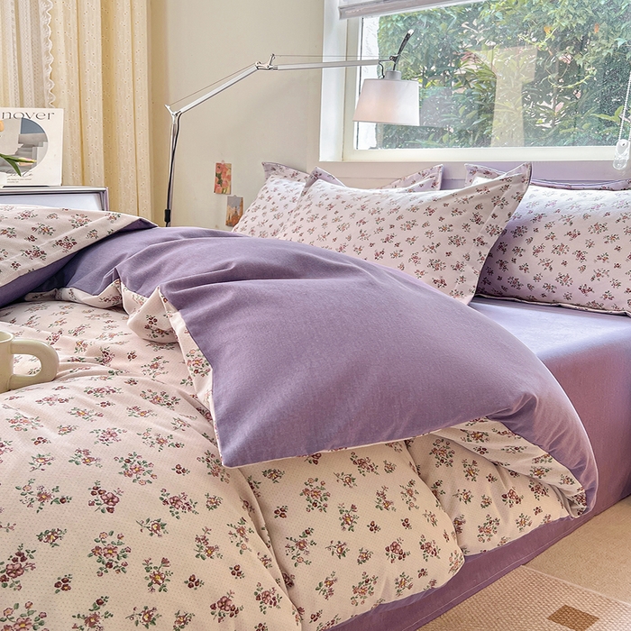 91家纺网 家纺一手货源 找家纺 品乐家纺 2024新款全棉生态棉印花磨毛四件套 花密语-紫