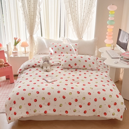 91家纺网 家纺一手货源 找家纺 （总）心卓 2025年新款直播皱皱纱儿童学生成人被子被芯冬被加厚