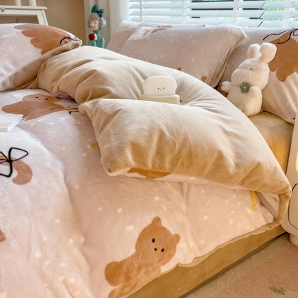 91家纺网 家纺一手货源 找家纺 （总）爱思凯家纺 2025新款190克清心系列-牛奶绒四件套