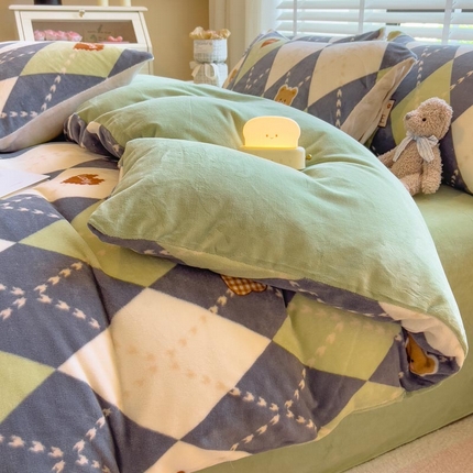 91家纺网 家纺一手货源 找家纺 （总）爱思凯家纺 2025新款190克清心系列-牛奶绒四件套