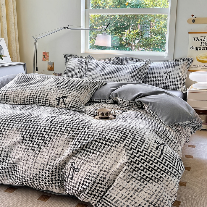 91家纺网 家纺一手货源 找家纺 品乐家纺 2024新款全棉生态棉印花磨毛四件套 都市爱情-黑